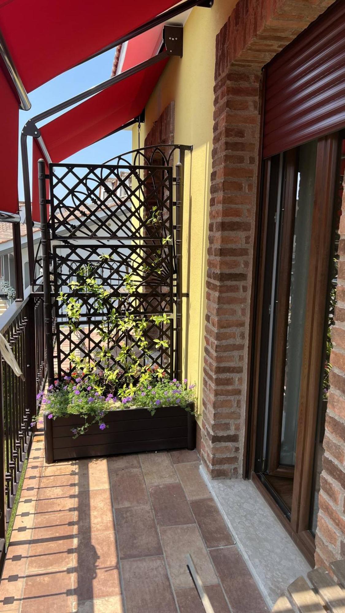 Guest House Le Vagabonde 菲乌米奇诺 外观 照片